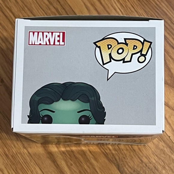 She-Hulk Funko Pop - Picture 4 of 6